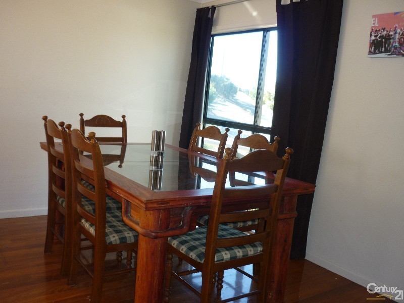 45 Elizabeth Street, South Gladstone QLD 4680