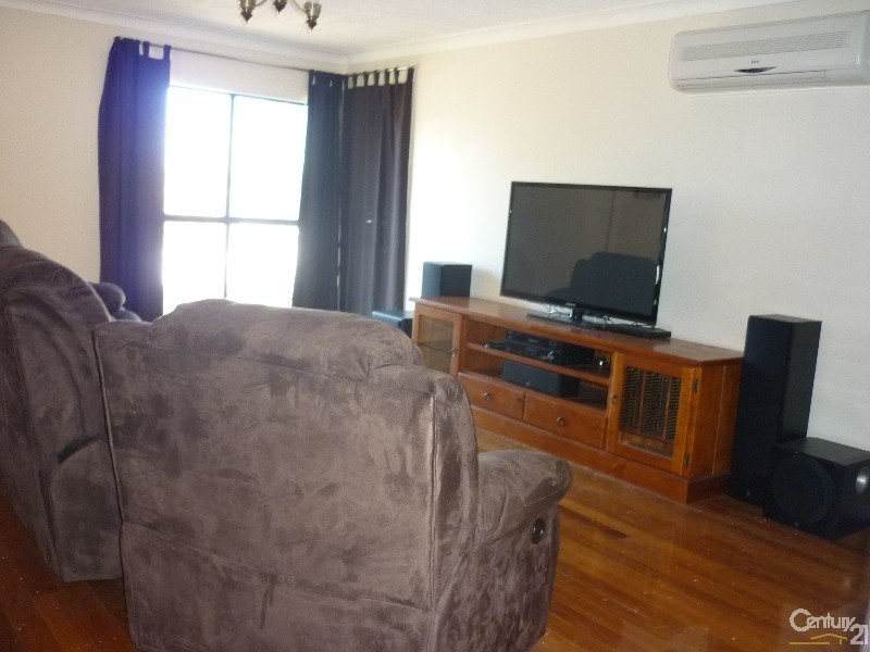 45 Elizabeth Street, South Gladstone QLD 4680