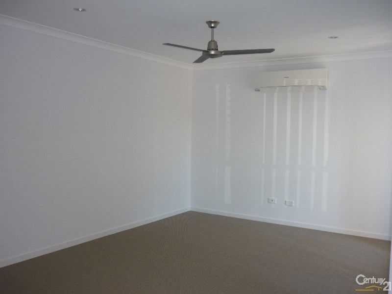 9 Ingra Close, Glen Eden QLD 4680