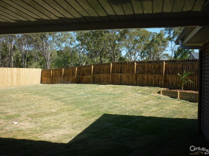 9 Ingra Close, Glen Eden QLD 4680