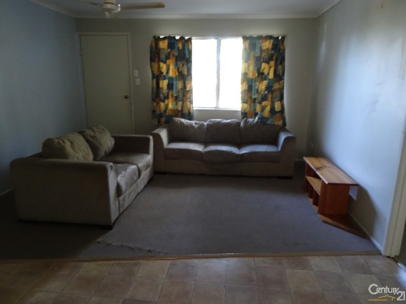 1/32 Elizabeth Street, South Gladstone QLD 4680