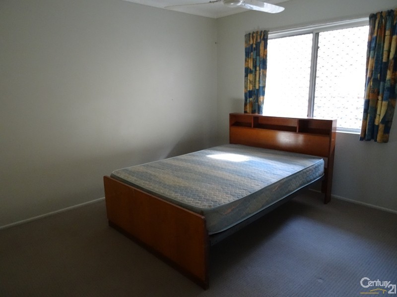 1/32 Elizabeth Street, South Gladstone QLD 4680