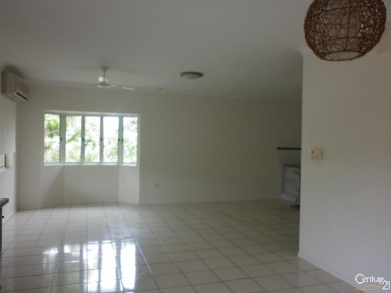 2 Lomas Street, West Gladstone QLD 4680