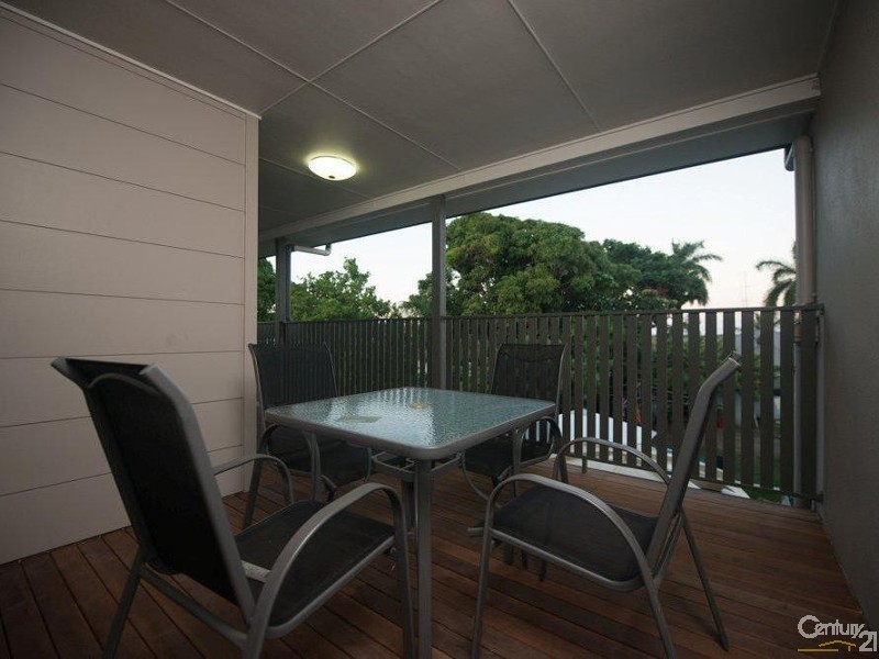 2/12 Stasia Lane, South Gladstone QLD 4680