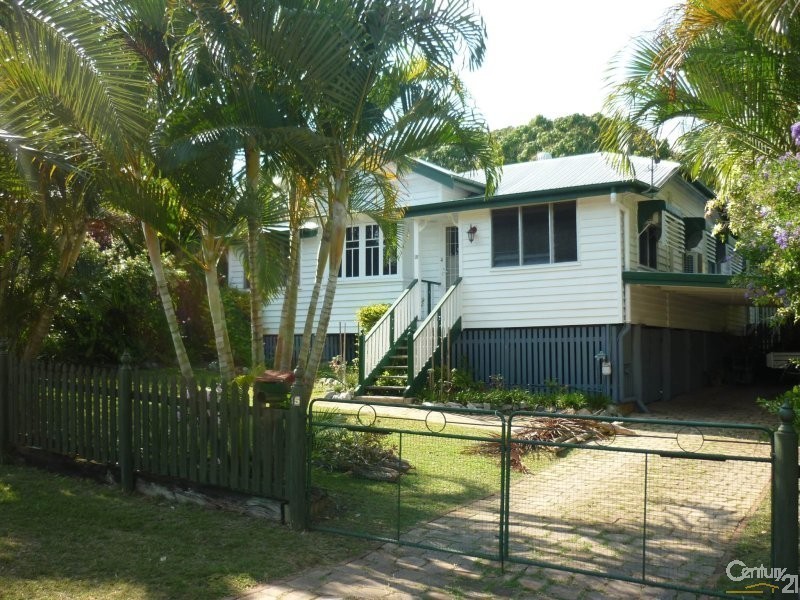 15 Fowler Street, West Gladstone QLD 4680