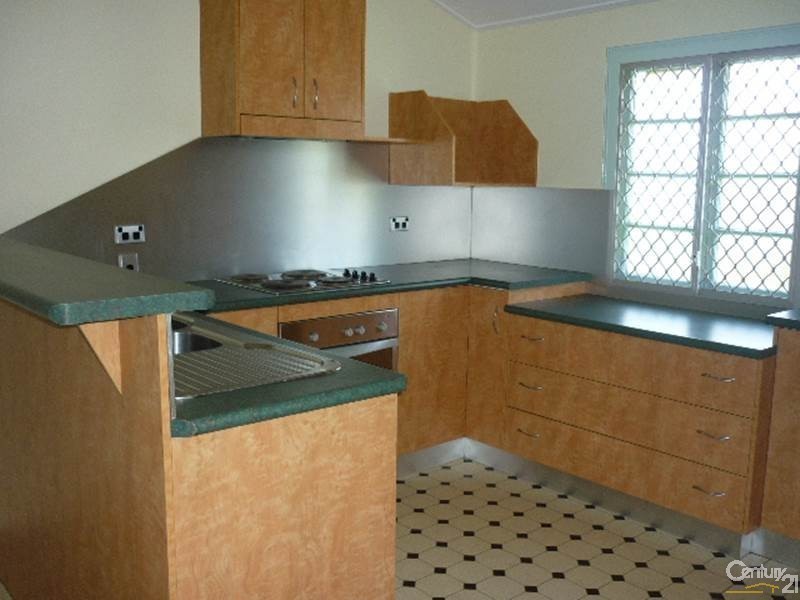 37 O’Connell Street, Barney Point QLD 4680