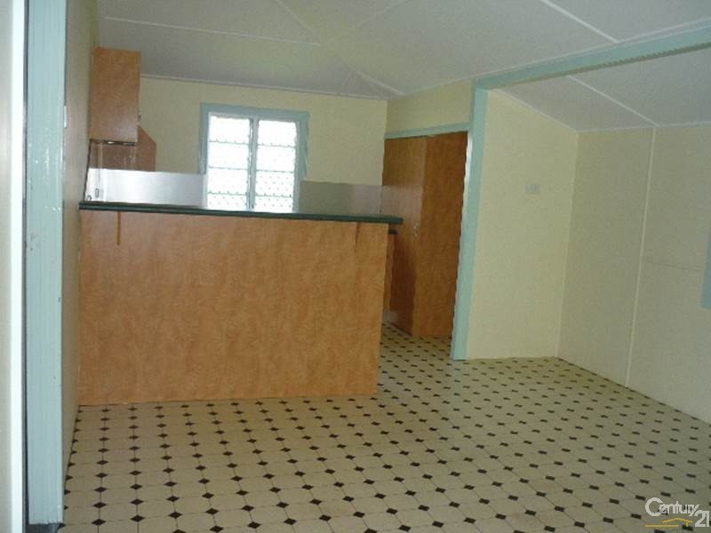 37 O’Connell Street, Barney Point QLD 4680