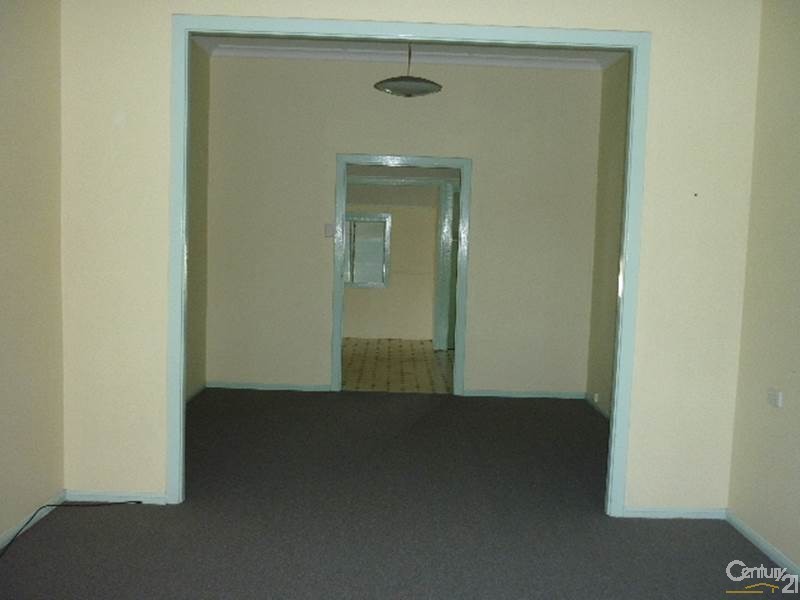 37 O’Connell Street, Barney Point QLD 4680