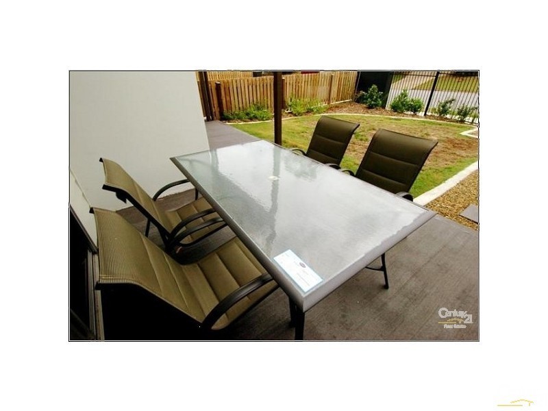 15/10 Nothling Street, New Auckland QLD 4680