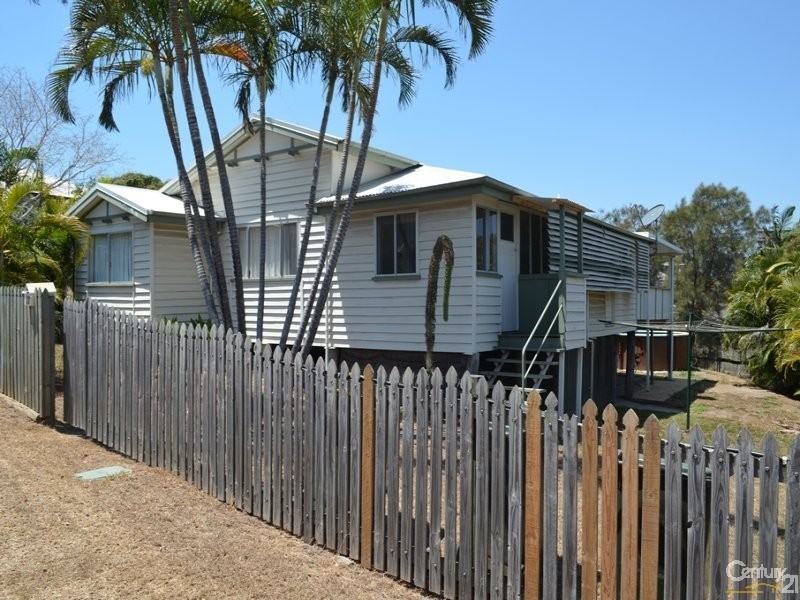 33 Williams Street, West Gladstone QLD 4680