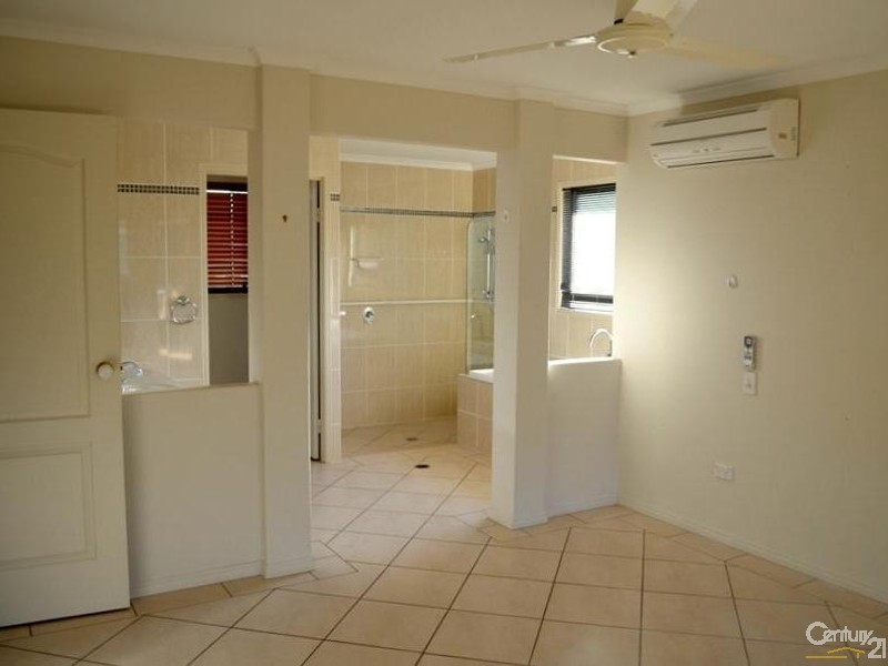 1 Harlequin Court, Calliope QLD 4680