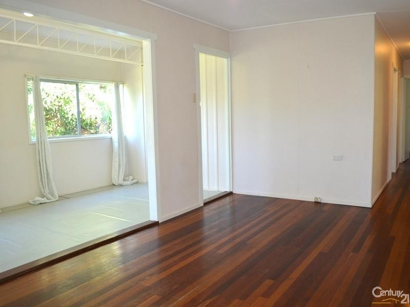 48 Adelaide Street, South Gladstone QLD 4680