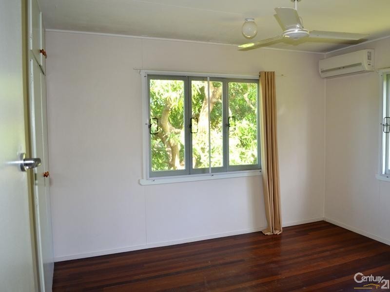 48 Adelaide Street, South Gladstone QLD 4680