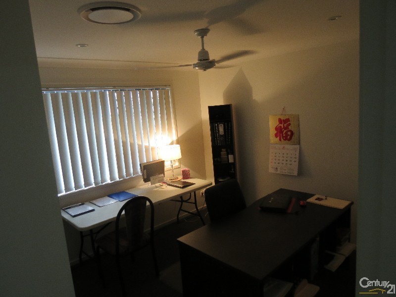 39 Golf View Drive, Boyne Island QLD 4680