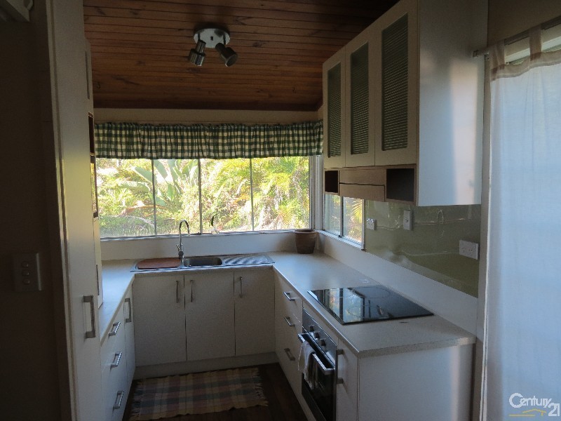 67 Allunga Drive, Glen Eden QLD 4680