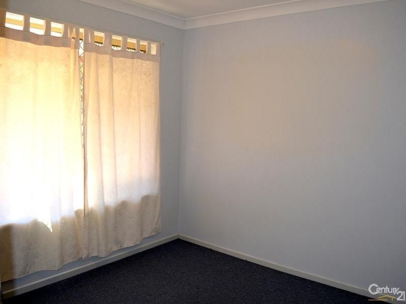 4 Drummer Street, Toolooa QLD 4680