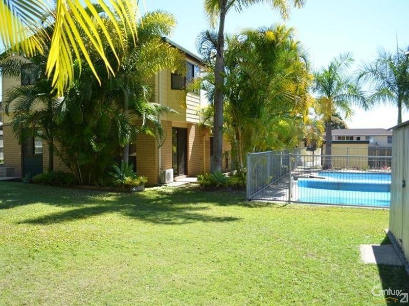 62 J Hickey Avenue, Clinton QLD 4680