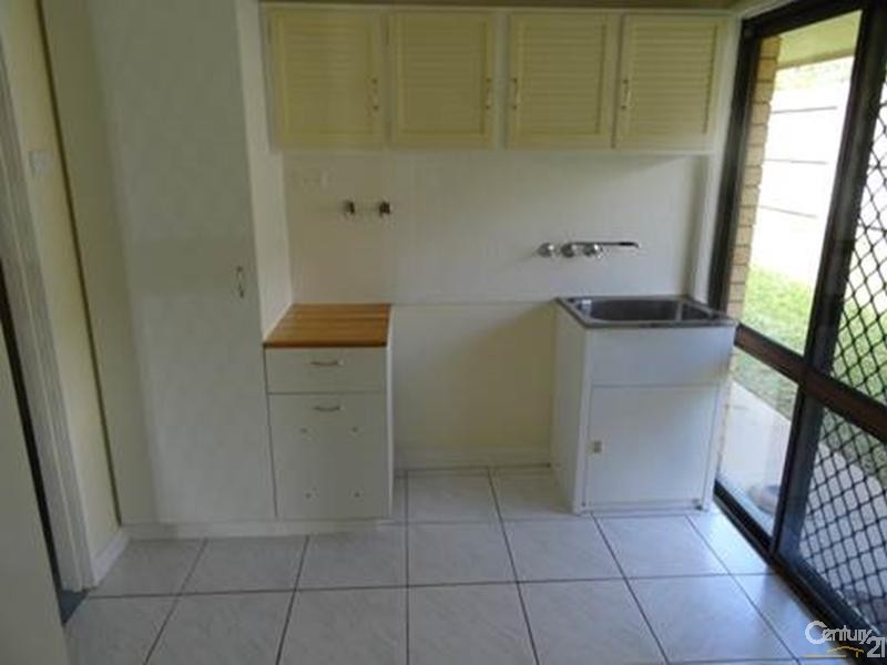 62 J Hickey Avenue, Clinton QLD 4680