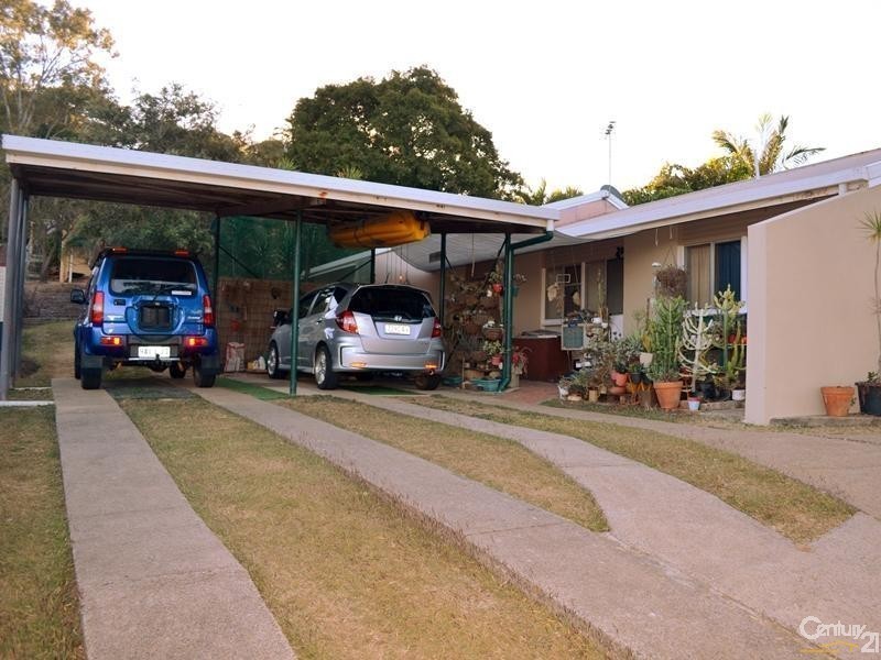 17 Leonard Street, South Gladstone QLD 4680