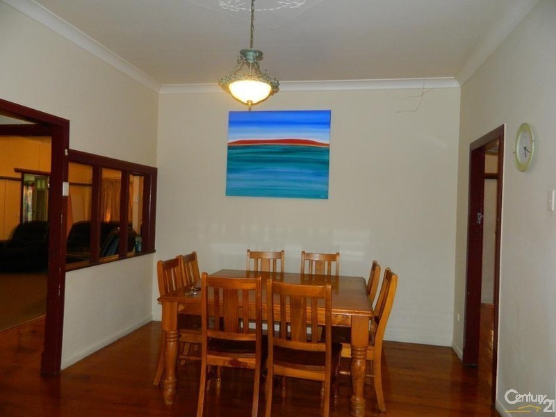 238 Auckland Street, South Gladstone QLD 4680