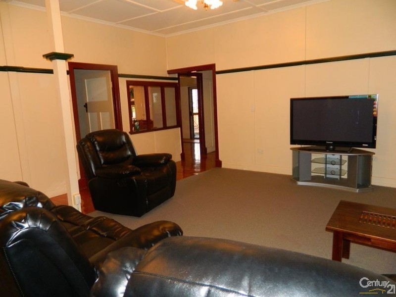 238 Auckland Street, South Gladstone QLD 4680