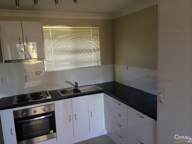 4/3 Butler Street, New Auckland QLD 4680