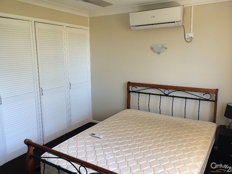 4/3 Butler Street, New Auckland QLD 4680