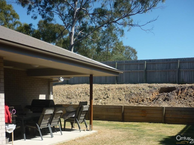 16 Sanctuary Place, South Gladstone QLD 4680