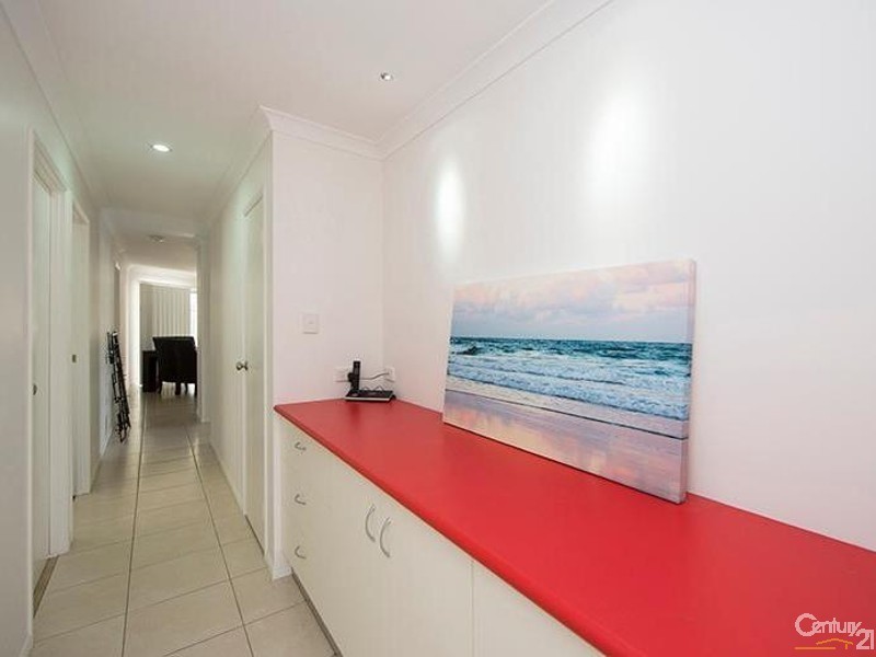 3 Koowin Drive, Kirkwood QLD 4680