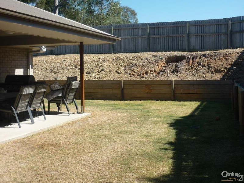 16 Sanctuary Place, South Gladstone QLD 4680