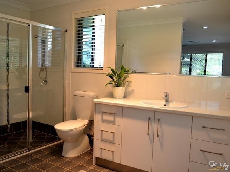 359 Jim Whyte Way, Beecher QLD 4680