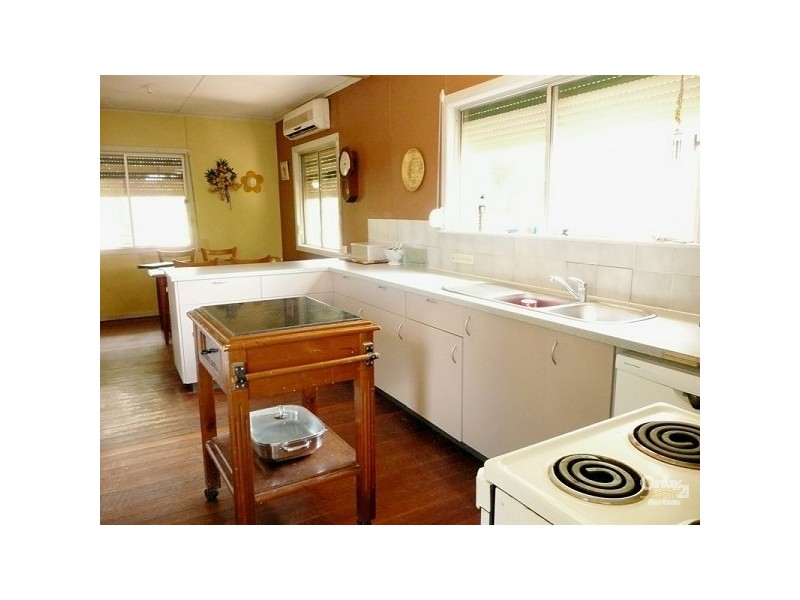 6 Elizabeth Street, Caboolture QLD 4510