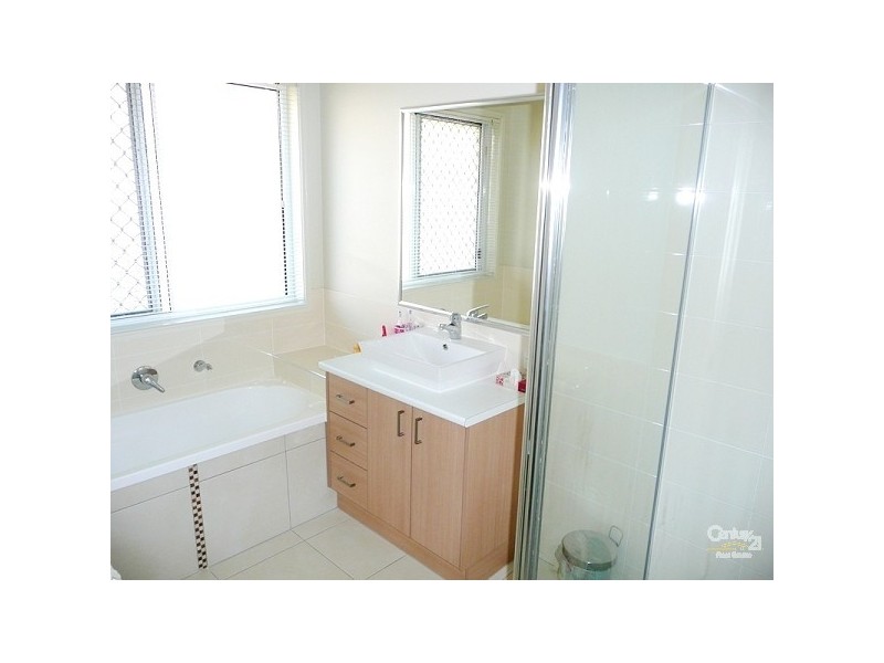 59 Sandstone Boulevard, Ningi QLD 4511