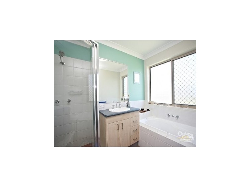 7 Abraham Close, Morayfield QLD 4506