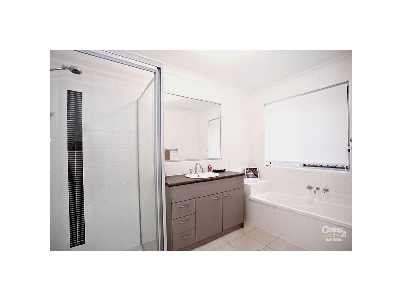 22 Hollywood Avenue, Bellmere QLD 4510
