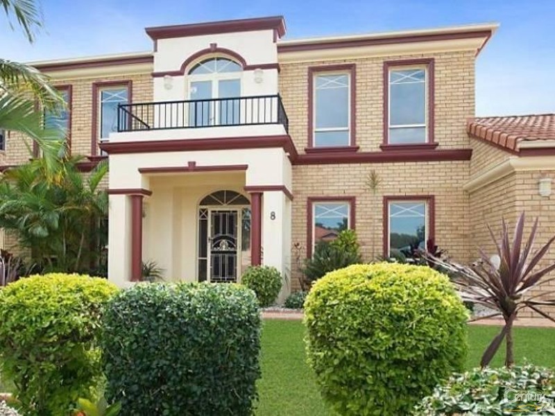 8 Lochern Court, North Lakes QLD 4509