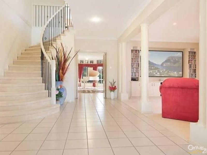 8 Lochern Court, North Lakes QLD 4509