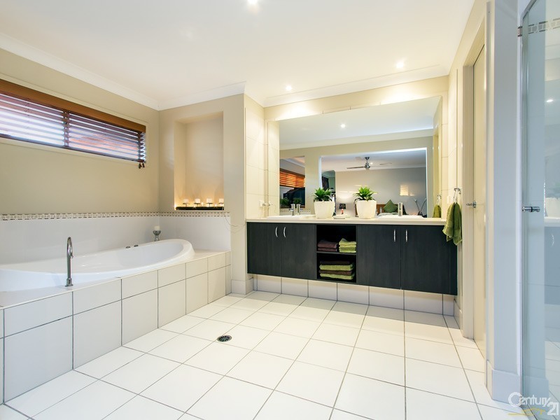 18 Whiteface Street, Mango Hill QLD 4509