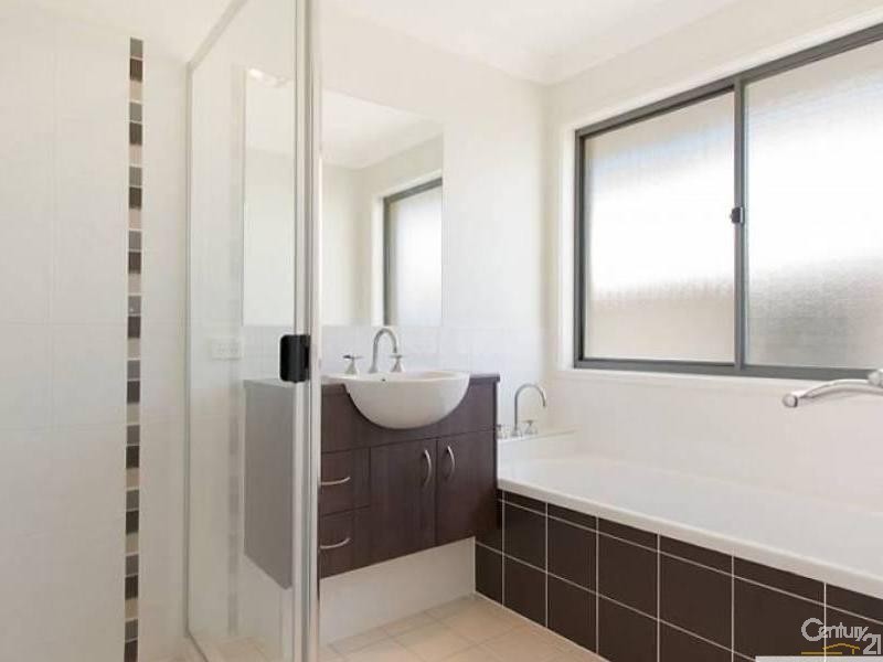 11 Allenby Close, North Lakes QLD 4509