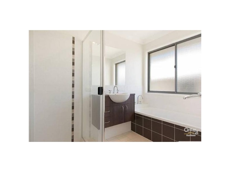 11 Allenby Close, North Lakes QLD 4509