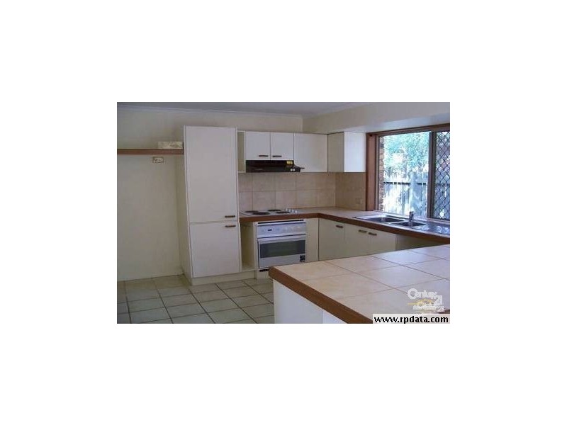 5a Tokai Court, Petrie QLD 4502