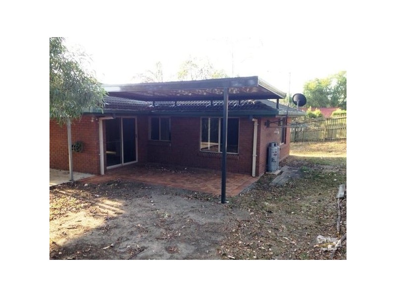 82 Rue Montaigne, Petrie QLD 4502