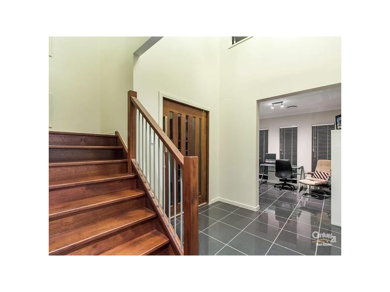 5 Armour Close, North Lakes QLD 4509