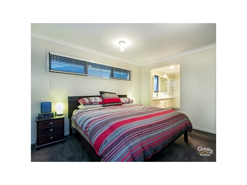 5 Armour Close, North Lakes QLD 4509