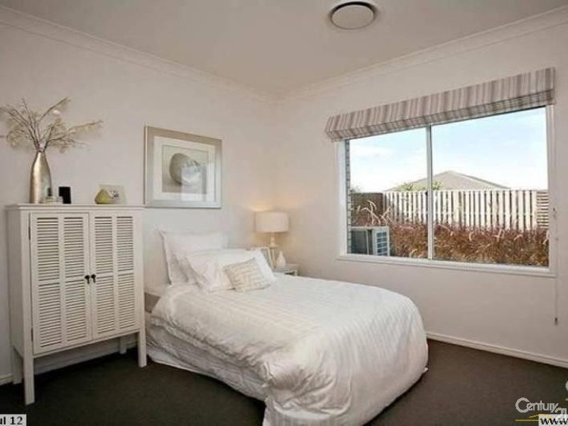 15 Gleeson Street, North Lakes QLD 4509