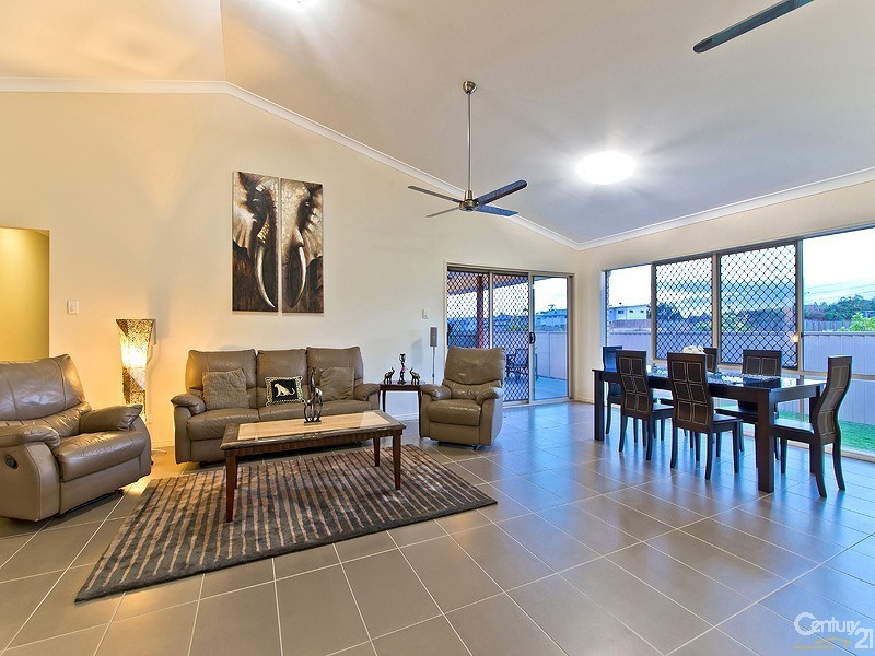 81  Northquarter Drive, Murrumba Downs QLD 4503