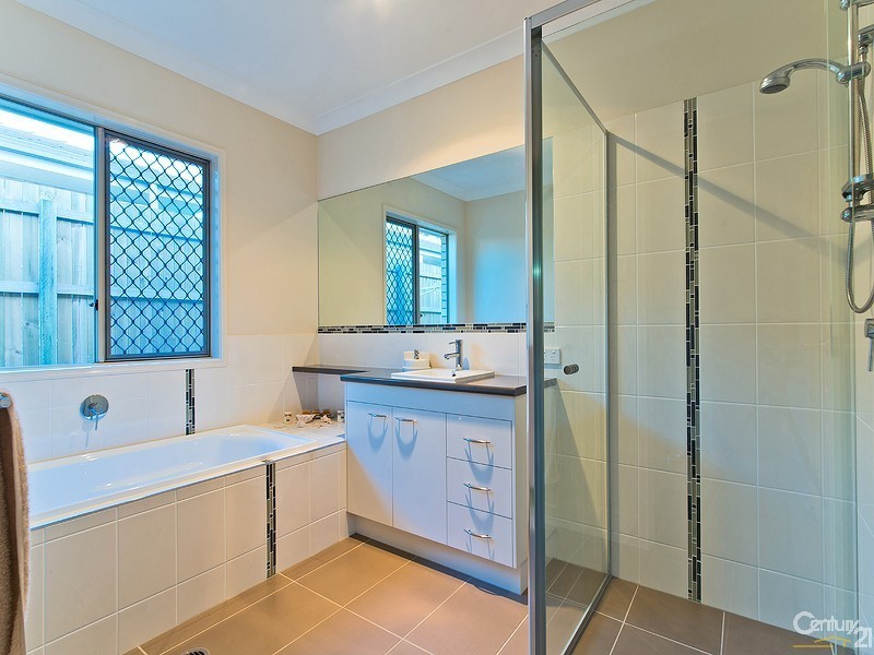 81  Northquarter Drive, Murrumba Downs QLD 4503