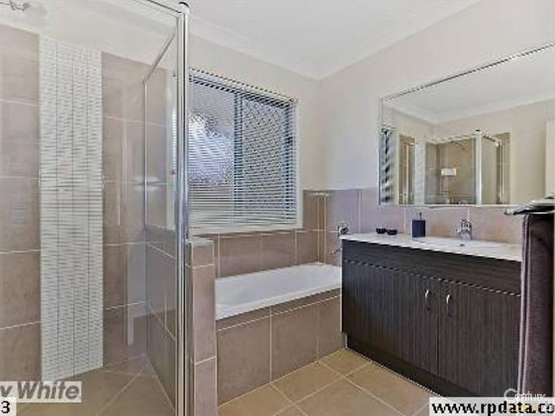 12 Petronas Street, North Lakes QLD 4509