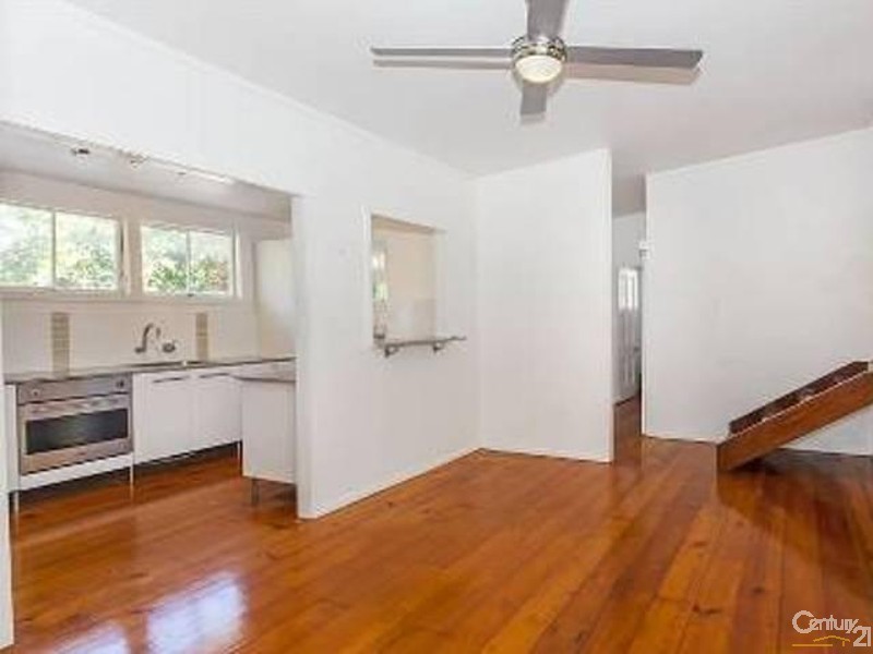 4 MacDonnell Road, Margate QLD 4019