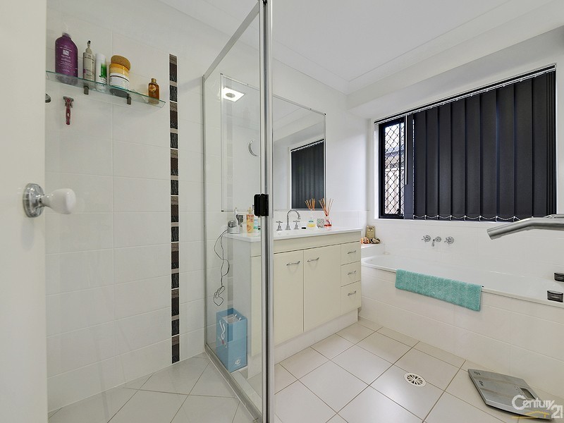 4 SUNSTONE CCT, Mango Hill QLD 4509